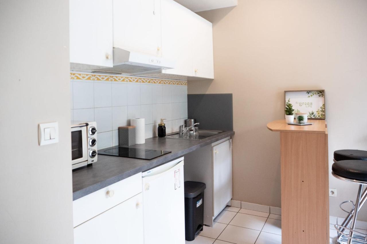 Apartament Charming Studio Near Jean Mace Lyon Zewnętrze zdjęcie