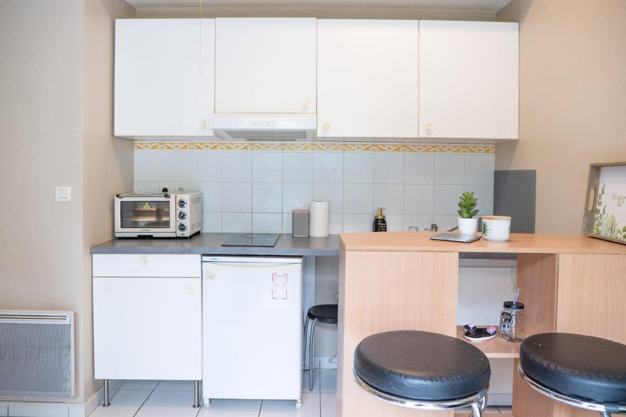 Apartament Charming Studio Near Jean Mace Lyon Zewnętrze zdjęcie